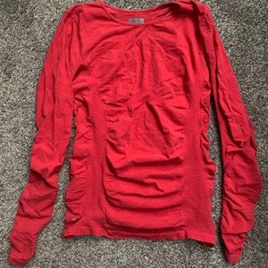 Athleta Long Sleeved Ruched Workout Top XL